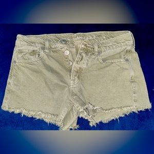 American Eagle, size 4 Shorts-Camo/Olive Green-Perfect Condition!